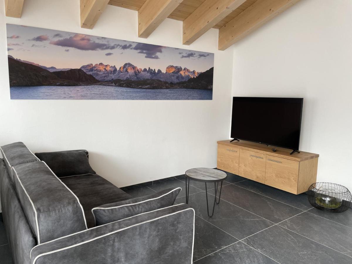 Dolomia Apartments & Spa Dimaro Luaran gambar