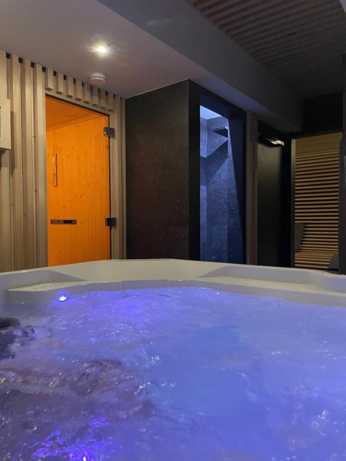 Dolomia Apartments & Spa Dimaro Luaran gambar